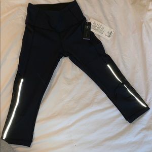 NWT Lululemon “Gear Up Crop” Cropped Leggings